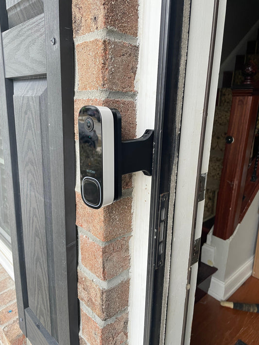 Wyze V2 Doorbell Doorbell Brick Extension - 9/16in Narrow Base - Full Offset Extend Over Brick - DoorbellMount.Com