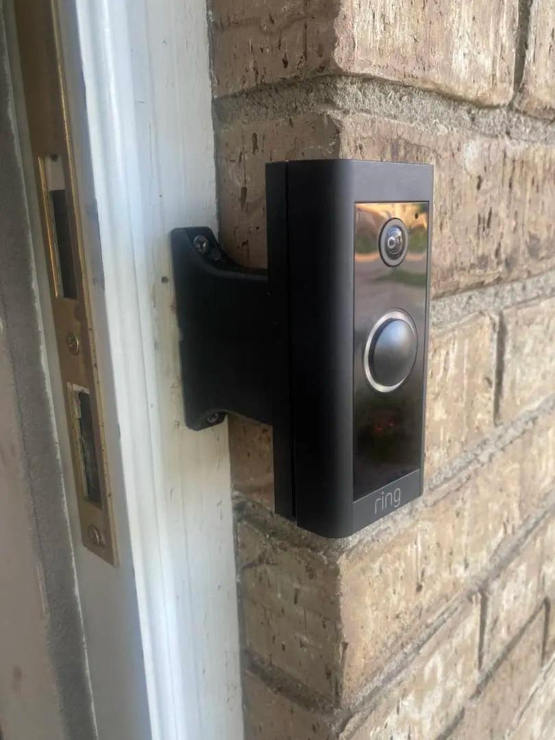 Ubiquiti Unifi G4 Doorbell (not Pro) Doorbell Brick Extension - 9/16in Wide Base - Offset Over Brick - DoorbellMount.Com